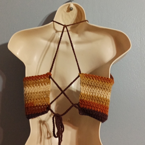Hand knit brown and tan halter top hand knit by my niece - Picture 11 of 17